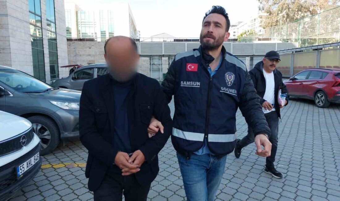 Özel taksici 10 kaçak göçmeni İstanbul’dan Rize’ye götürürken Samsun’da yakalandı İstanbul’dan 10 Suriyeli kaçak göçmeni Rize’ye çay toplamaya götürmek isteyen
