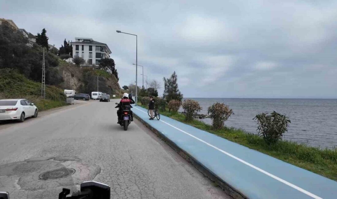Sinop emniyetinden duygusal 23 Nisan kutlaması Sinop İl Emniyet Müdürlüğü, 23 Nisan Ulusal Egemenlik ve Çocuk