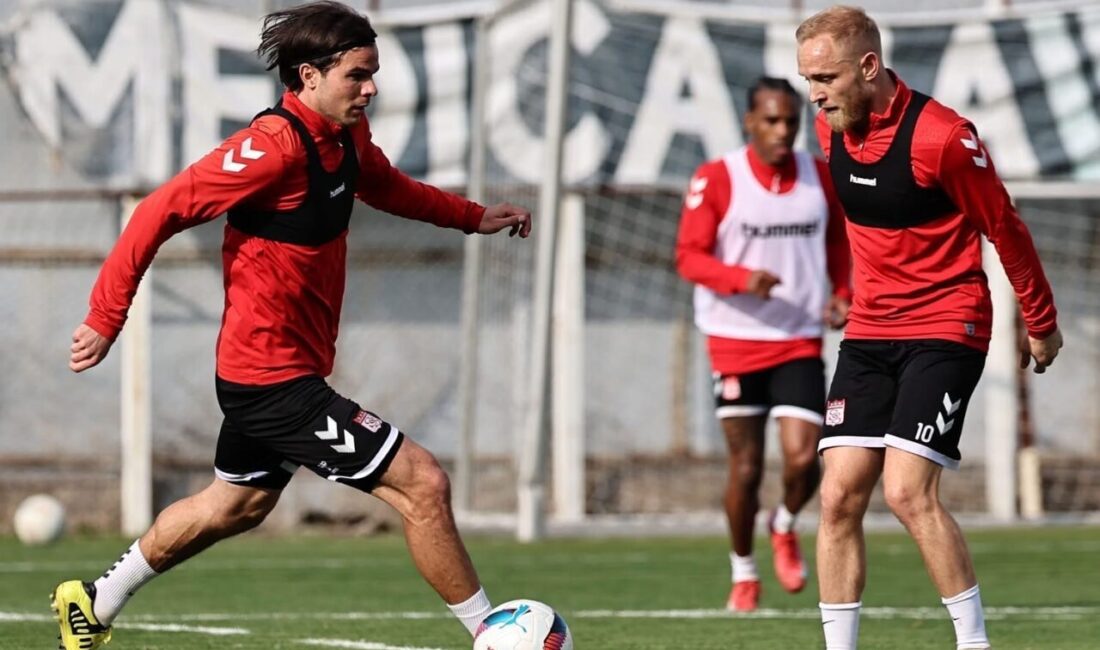 Sivasspor’da Antalyaspor maçı hazırlıkları sürüyor Trendyol Süper Lig’in 33. hafta maçında sahasında Antalyaspor ile karşılaşacak