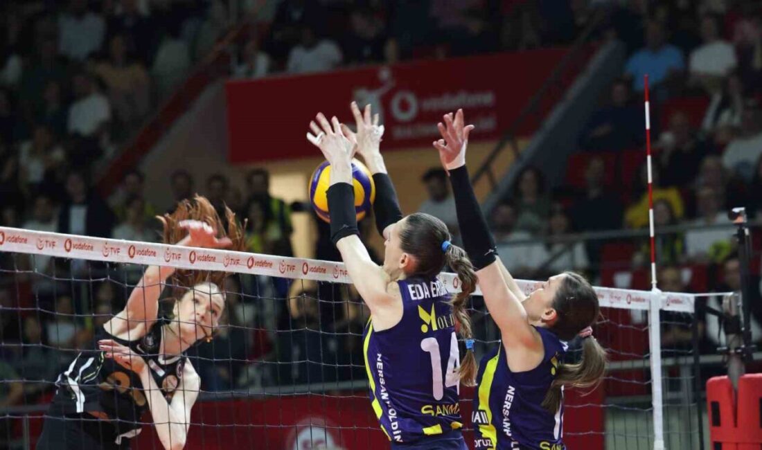 Sultanlar Ligi’nde şampiyon V.Bank oldu Vodafone Sultanlar Ligi final serisi 3. maçında V.Bank, Fenerbahçe Medicana’yı