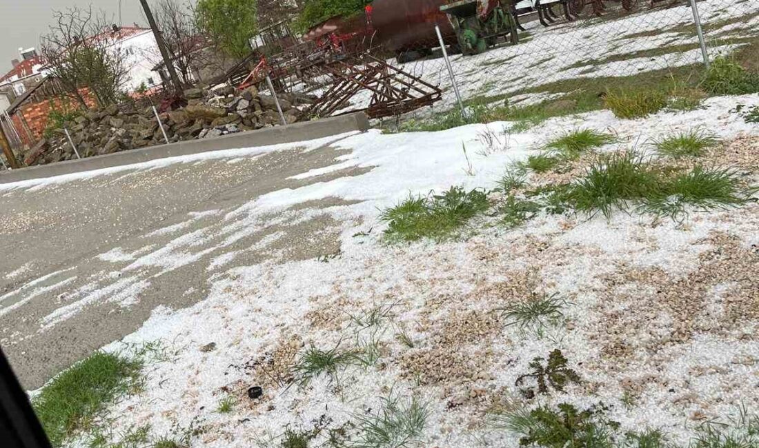 Tekirdağ dolu ve sağanak yağış etkili oldu Tekirdağ’ın Malkara ilçesinde aniden bastıran dolu ve sağanak yağış nedeniyle