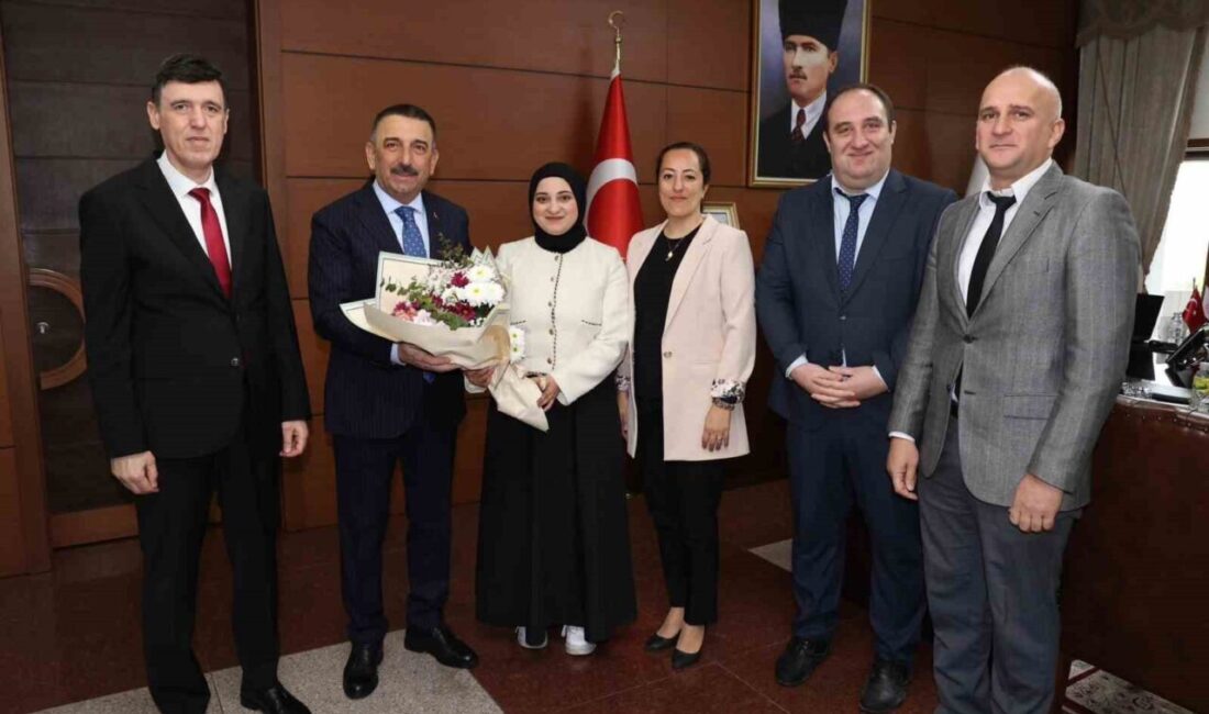 Vali Hacıbektaşoğlu’ndan TÜİK personeline teşekkür Zonguldak Valisi Osman Hacıbektaşoğlu, 25 Nisan Türkiye İstatistik Günü dolayısıyla
