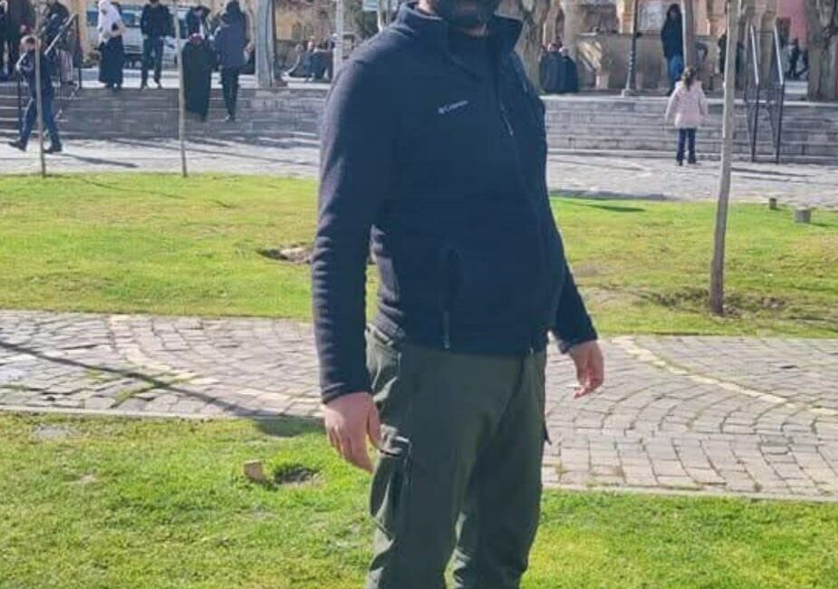 Van’da vinç devrildi, operatör hayatını kaybetti Van’ın Çatak ilçesinde devrilen vincin altında kalan operatör hayatını kaybetti.
