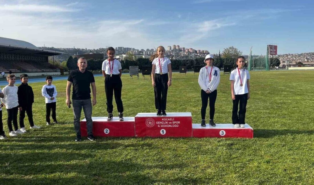 Zeynep Serra, okçulukta Kocaeli şampiyonu oldu Kocael’de düzenlenen Okul Sporları Okçuluk Yarışmalarına katılan ortaokul öğrencisi Zeynep