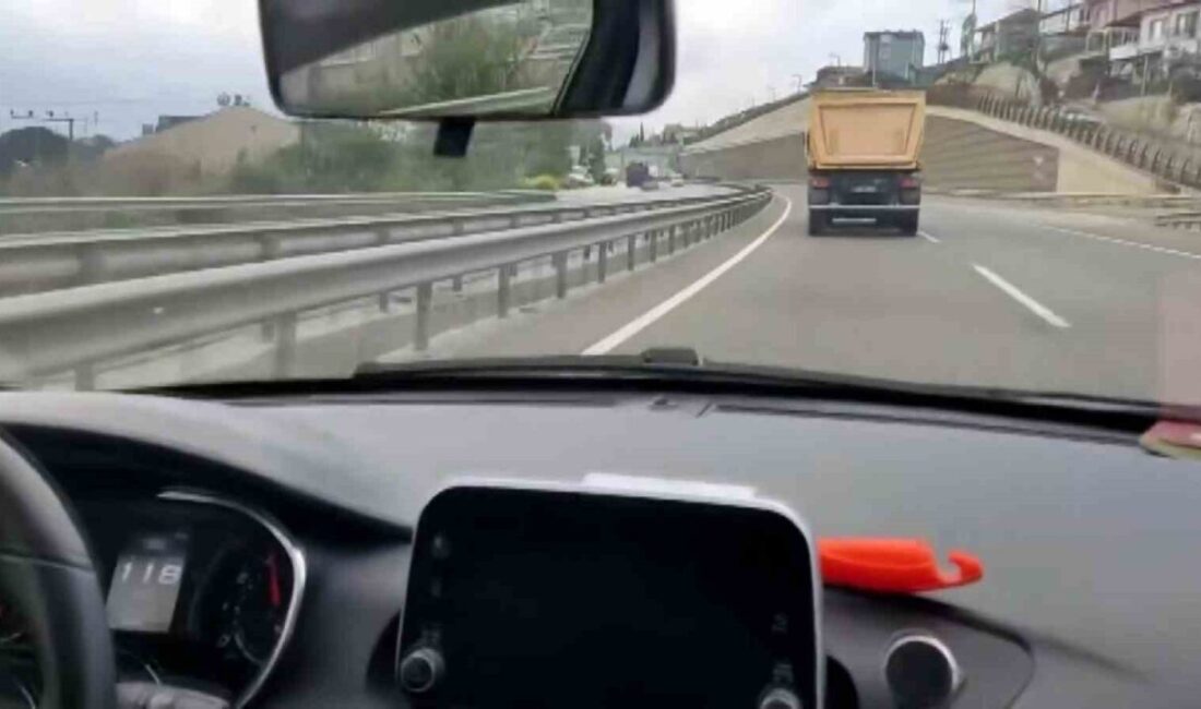 139 kilometre hızla giden otomobilin bile yetişemediği kamyona 12 bin lira ceza Sakarya’nın Geyve ilçesi D-650 kara yolunda 139 kilometre hızla giden