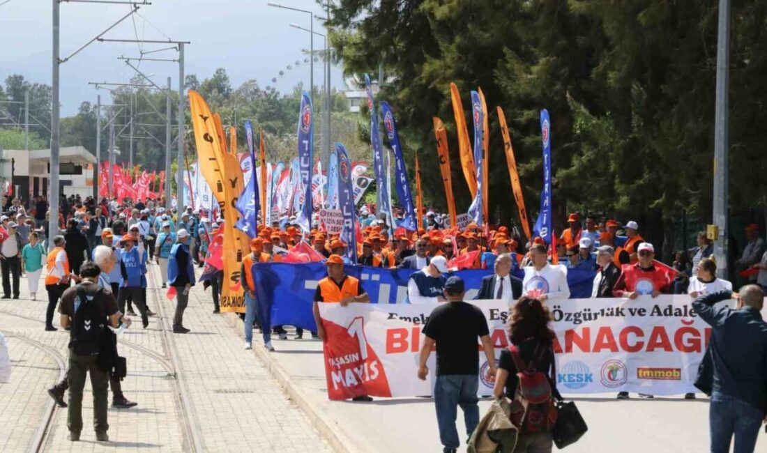 Antalya’da 1 Mayıs coşkuyla kutlandı 1 Mayıs Emek ve Dayanışma Günü, tüm yurtta oluğu gibi