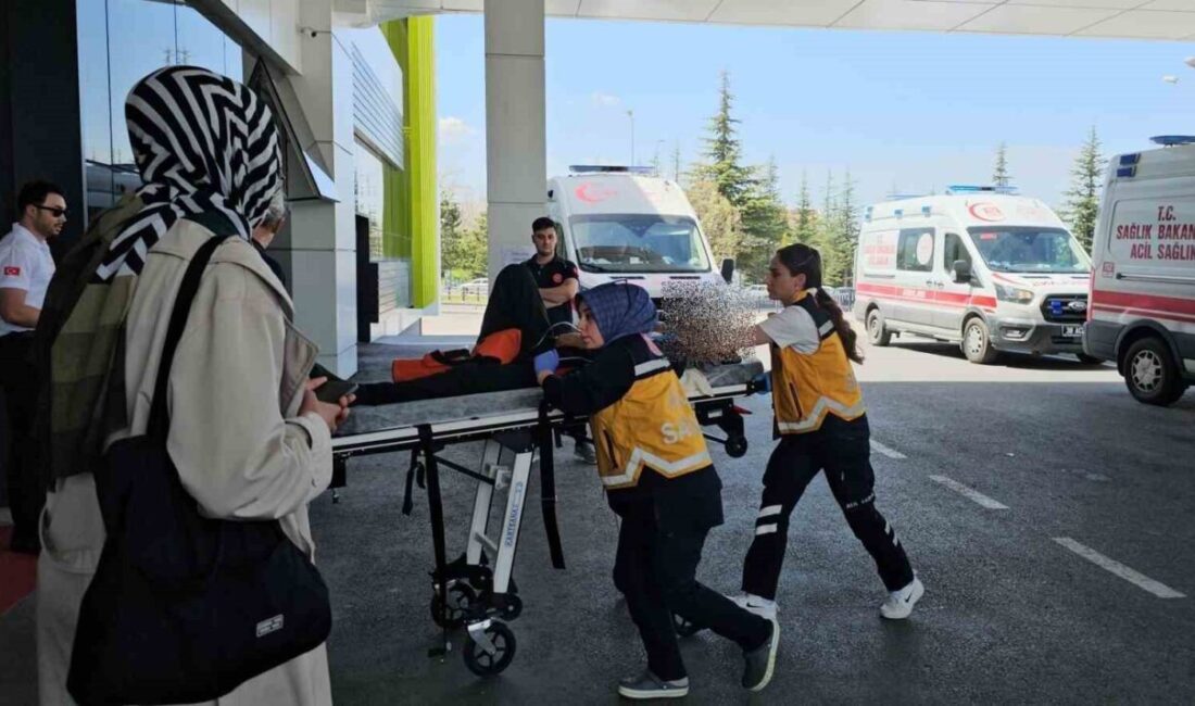 Av tüfeğiyle kendini vuran şahıs ağır yaralandı Kayseri’nin Melikgazi İlçesi’nde av tüfeği ile kendini vuran şahıs ağır