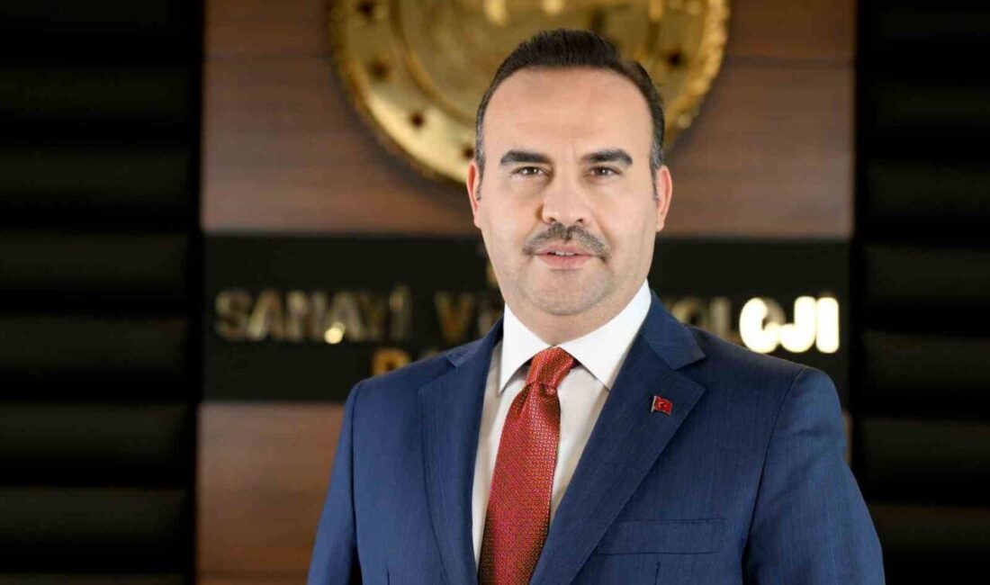 Bakan Kacır: “Sanayicimizi tüm imkanlarımızla desteklemeye devam edeceğiz” Sanayi ve Teknoloji Bakanı Mehmet Fatih Kacır, “Sanayicimizi tüm imkanlarımızla