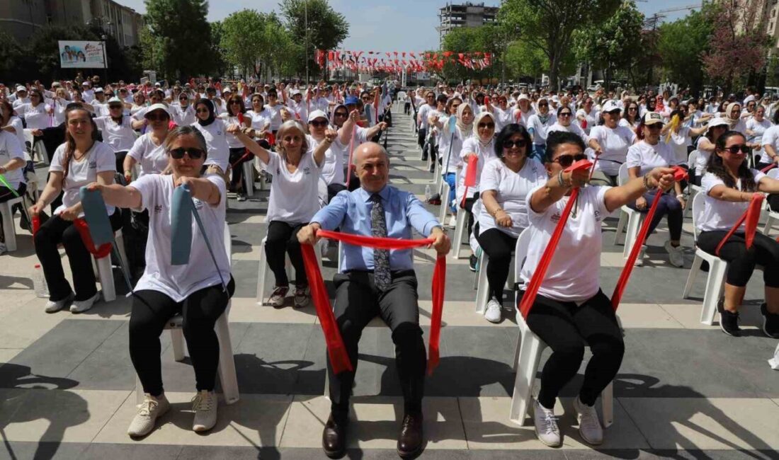 Büyükçekmece’de Dünya Pilates Günü renkli görüntülere sahne oldu Büyükçekmece’de Dünya Pilates Günü renkli etkinliklerle kutlandı. Büyükçekmece Belediye Kent