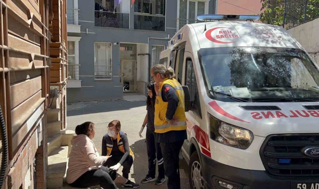 Çorlu’da köpek saldırısına uğrayan kadın yaralandı Tekirdağ Çorlu’da 47 yaşındaki kadın, başıboş köpek saldırısı sonrası yaralandı.