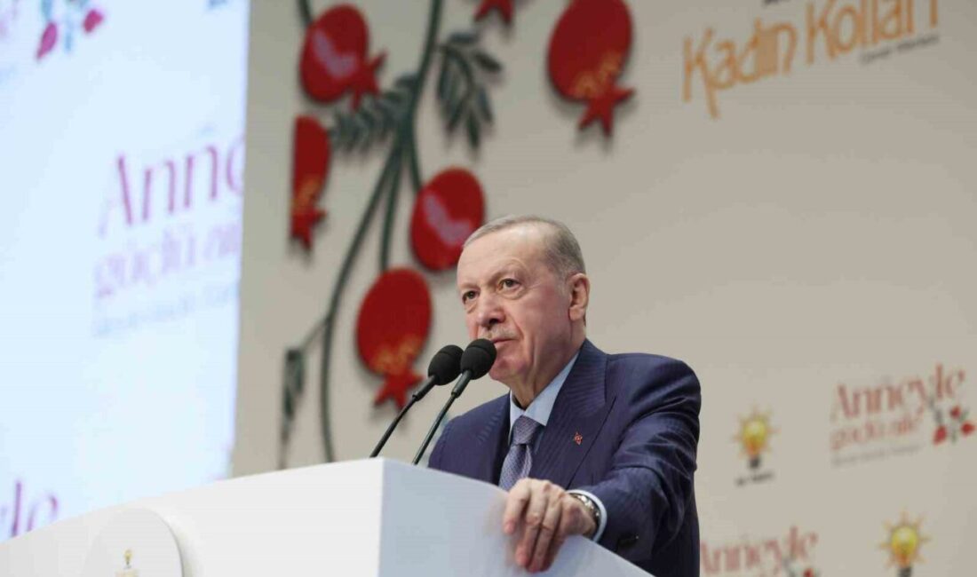 Cumhurbaşkanı Erdoğan: “Terörsüz Türkiye hedefine giden yolda sağlam adımlarla ilerliyoruz” AK Parti Genel Merkez Kadın Kolları Başkanlığının düzenlediği Anneyle Güçlü