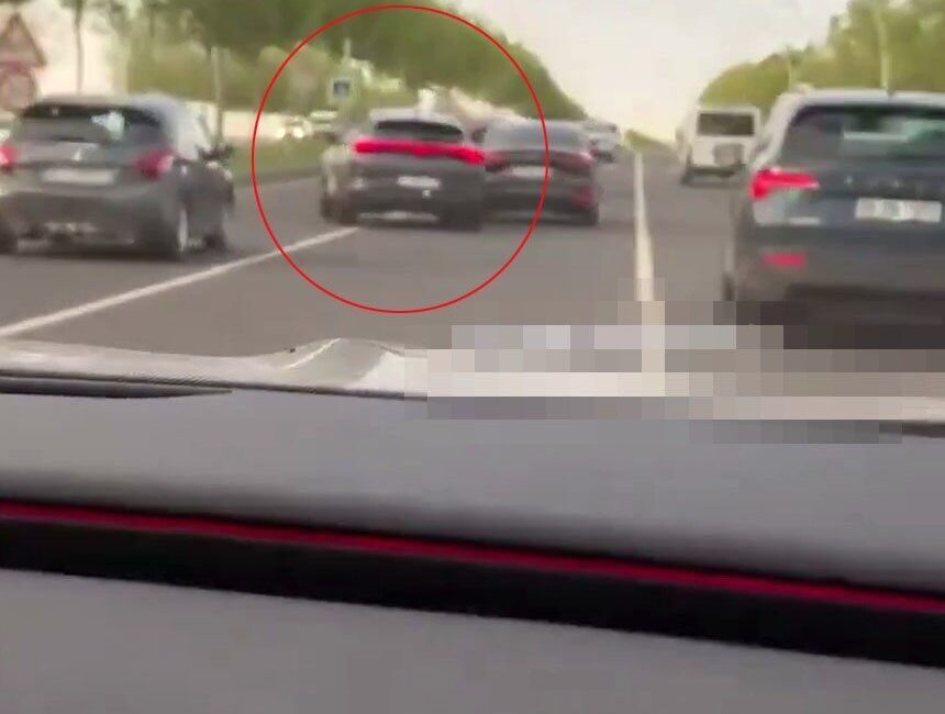 Diyarbakır’da makas atan sürücüye 14 bin lira para cezası Diyarbakır’ın Kayapınar ilçesinde makas atan otomobil sürücüsüne 14 bin 413