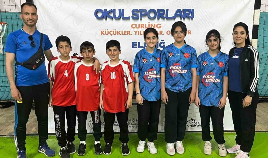 Erzincan’ın Floor Curling takımı Türkiye finallerinde Erzincan Şehit Er Süleyman Aydın Ortaokulu Erkek Floor Curling takımı,
