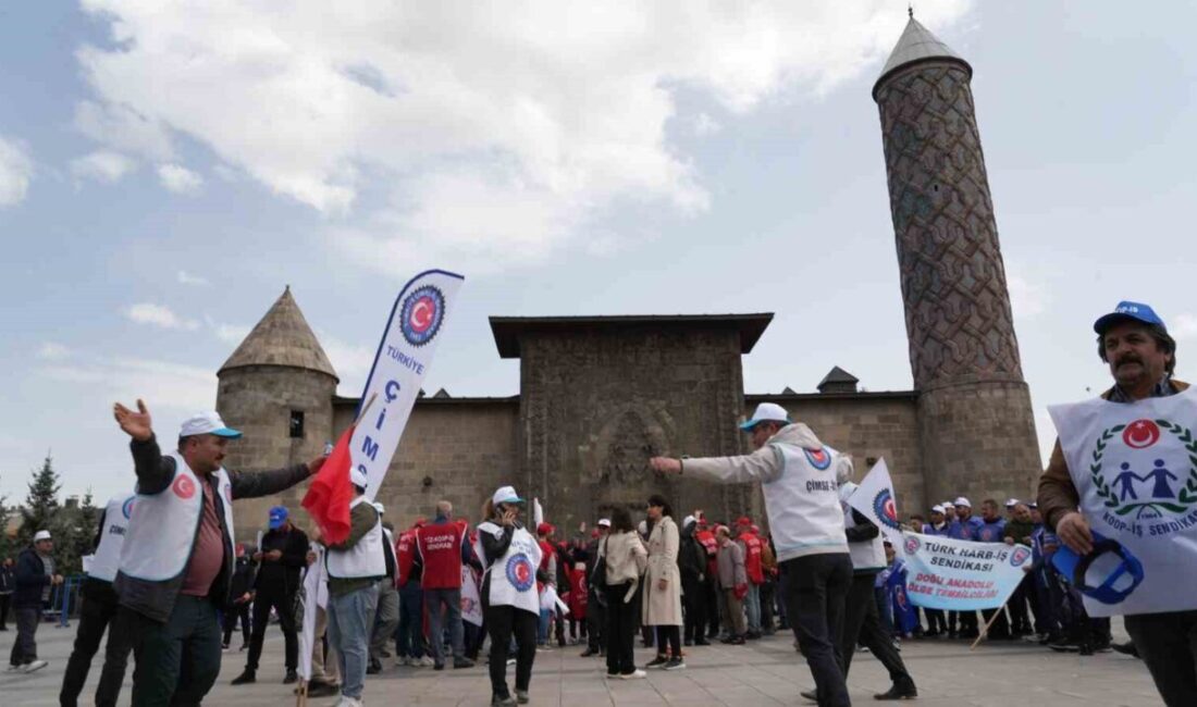 Erzurum’da 1 Mayıs’ın kutlama adresi Yakutiye Kent Meydanı oldu Erzurum’da 1 Mayıs Emek ve Dayanışma Günü, Türkiye İşçi Sendikaları