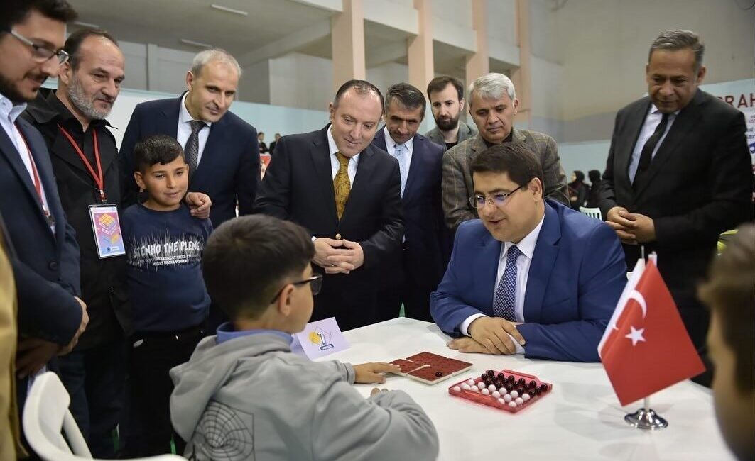 Erzurum’da akıl ve zekâ oyunları turnuvası Erzurum’da Akıl ve Zekâ Oyunları Turnuvası’nın il finali yapıldı. Erzurum’un