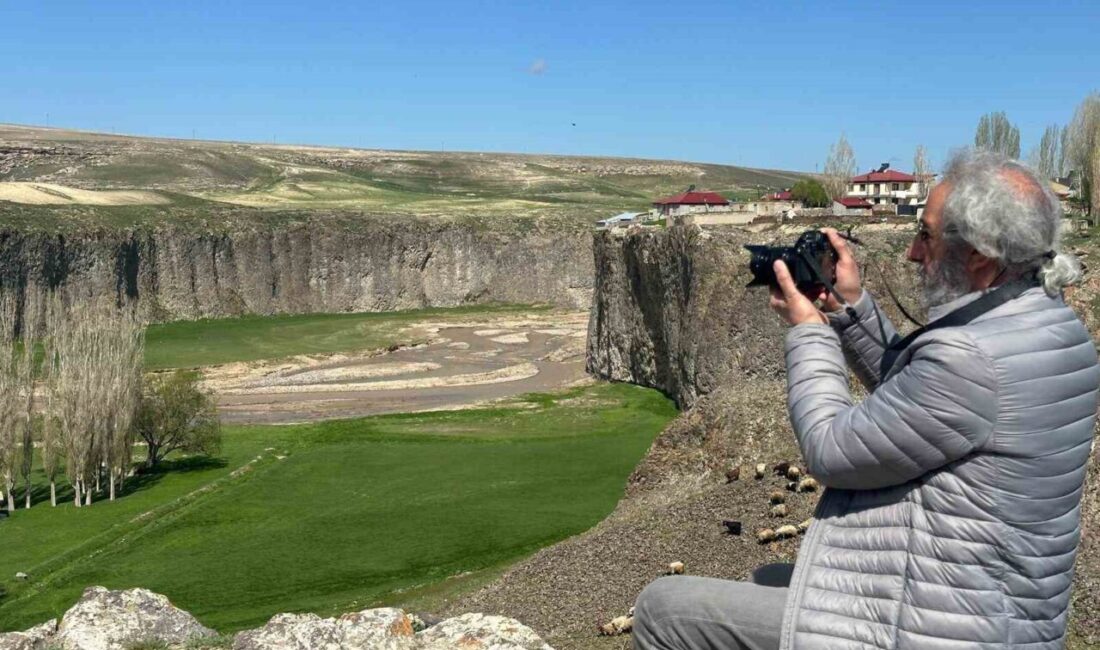 Fotoğrafın diliyle geçmişin izini arıyor Ünlü fotoğraf sanatçısı Çerkes Karadağ, Anadolu’nun gizemli köşelerini keşfetmeye devam