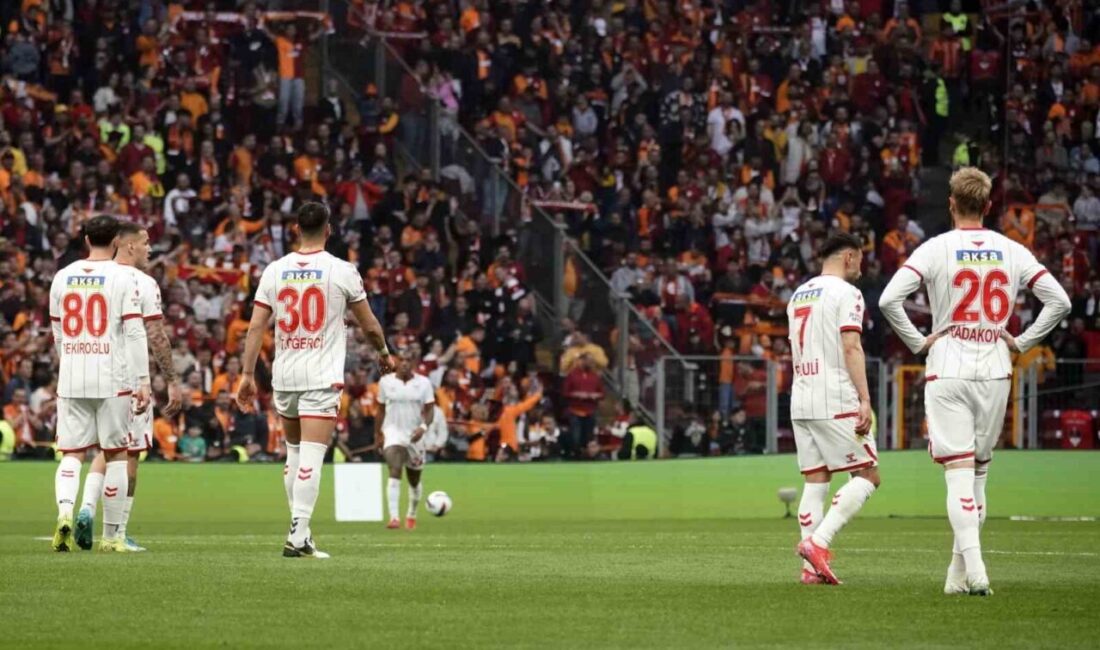 Galatasaray, Sivasspor’a 6 maçtır kaybetmiyor Galatasaray, Sivasspor ile oynadığı son 6 karşılaşmada 5 galibiyet, 1
