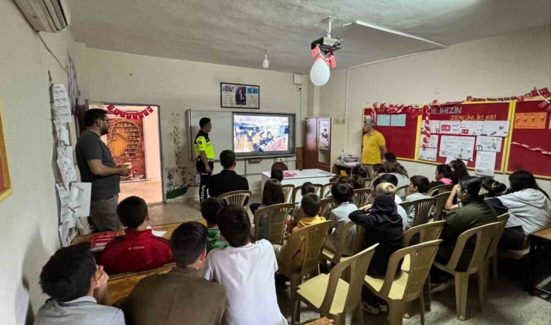 Gazipaşa’da öğrencilere trafik bilinci aşılandı Antalya’nın Gazipaşa ilçesinde Trafik Haftası etkinlikleri kapsamında eğitim semineri düzenlendi.