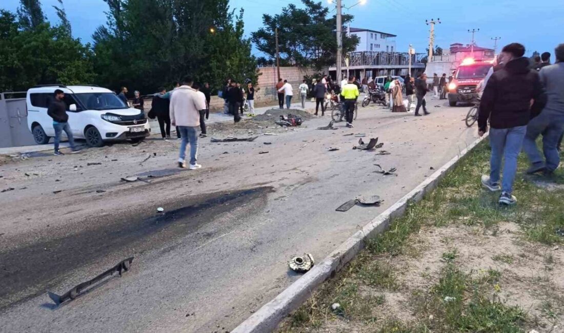 Iğdır’da feci kaza: Otomobilin çarptığı motosikletli hayatını kaybetti Iğdır’da meydana gelen trafik kazasında elektrikli motosiklet sürücüsü hayatını kaybetti.