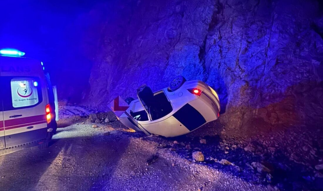 İliç’te trafik kazası: 2 yaralı Erzincan’ın İliç ilçesinde otomobilin devrilmesi sonucu meydana gelen trafik kazasında