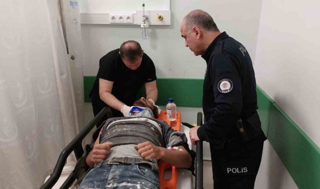 İnşaattan düşen işçi ölümden döndü Samsun’da çalıştığı inşaatın ikinci katındaki iskeleden düşen dış cephe mantolama