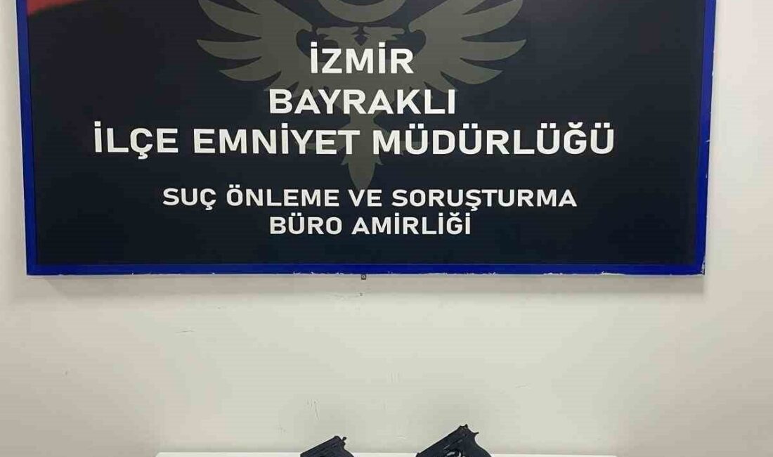 İzmir’de zehir taciri 3 şüpheli yakalandı İzmir’de uyuşturucu madde ticareti yaptıkları belirlenen 3 şüpheli, Bayraklı ilçesinde