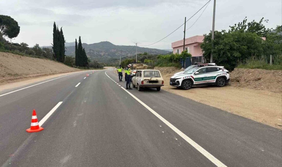Jandarma trafik kontrollerine devam ediyor Aydın’da jandarma ekipleri Germencik ve Köşk’te uyguladığı trafik kontrollerinde 385