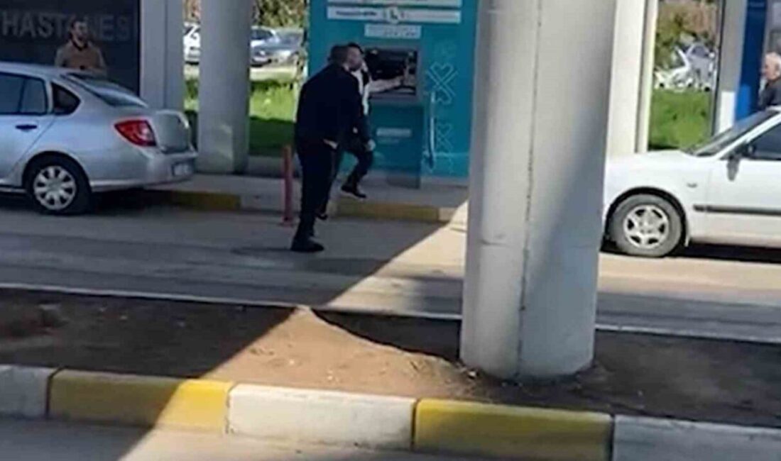 KAAN uygulaması sayesinde muhtemel facia önlendi: Saldırgan suç aletiyle yakalandı Kırıkkale’de hastane bahçesinde trafikte yol verme meselesinden dolayı yaşanan tartışma,