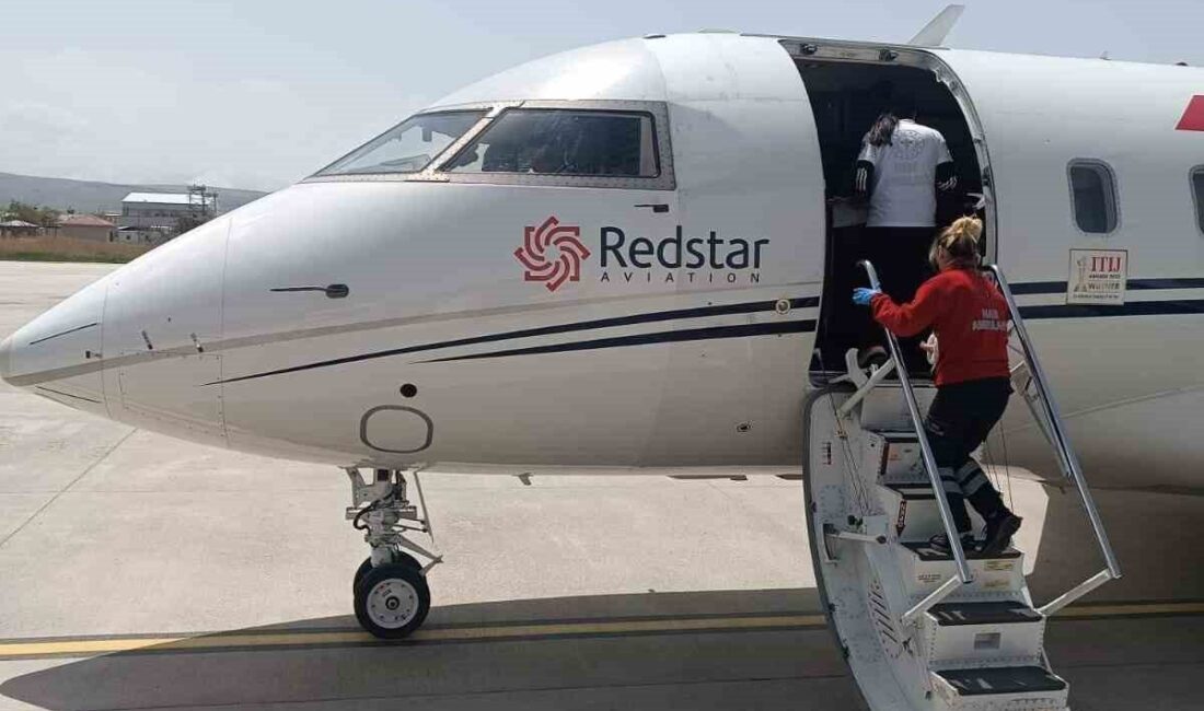 Kalp hastası bebek uçak ambulansla İstanbul’a sevk edildi Van’da konjenital kalp yetmezliği tanısı konulan 26 günlük bebek, ileri