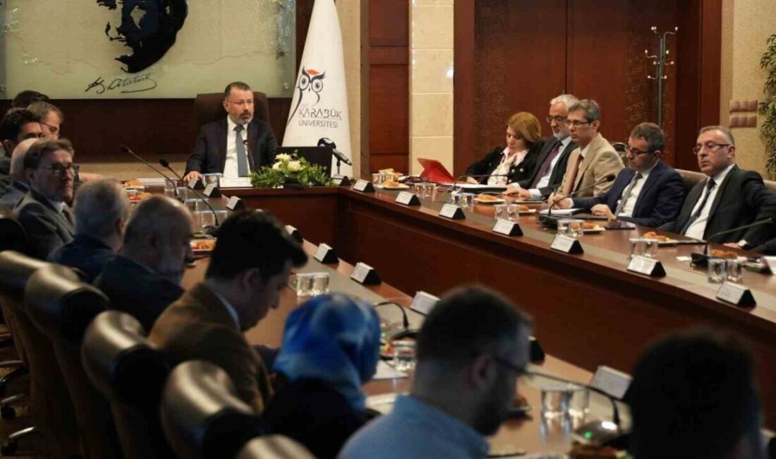 KBÜ Senatosu Mayıs ayı toplantısında bilimsel başarılar öne çıktı Karabük Üniversitesi (KBÜ) Senatosu Mayıs ayı toplantısı, Rektör Prof. Dr.