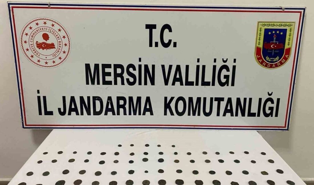 Mersin’de tarihi eser kaçakçılığı: 1 gözaltı Mersin’de elindeki tarihi eserleri satmak isteyen 1 kişi jandarma ekipleri
