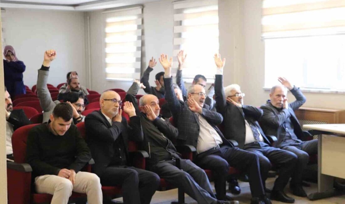 Müftülük personeline ilk yardım eğitimi verildi Sivas İl Müftülüğü personeline yönelik yangınla mücadele ve ilk yardım