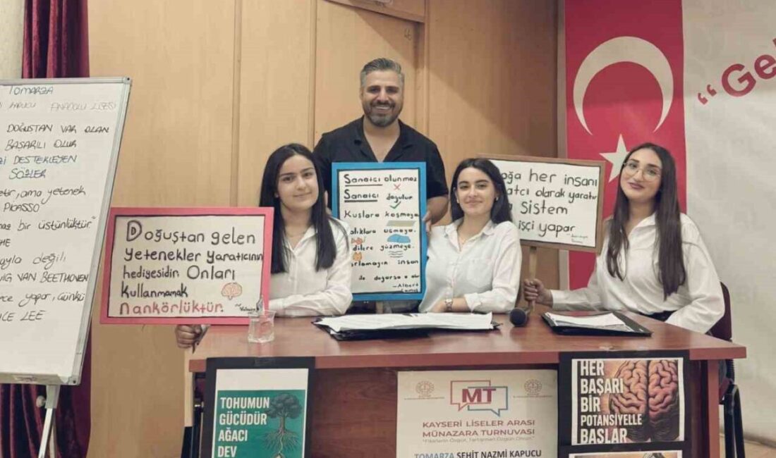 Münazara yarışmasında Tomarza Şehit Nazmi Kapucu Lisesi finale yükseldi Kayseri Liseler Arası Münazara Yarışması’nda tüm rakiplerini eleme başarısı gösteren