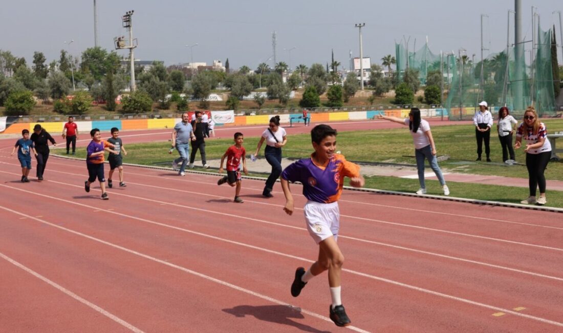 Özel Sporcular Atletizm Şampiyonası Mersin’de başladı Mersin’de bu yıl 4’üncüsü düzenlenen ’Serhat Türker Özel Sporcular Atletizm