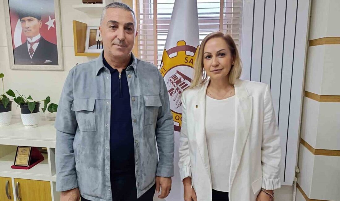 Safranbolu TSO’da yeni meclis üyesi Urgancıoğlu’na rozeti verildi Safranbolu Ticaret ve Sanayi Odası’nın (TSO) Nisan ayı Meclis Toplantısında