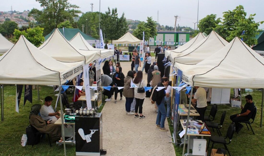 Sakarya MYO’da ‘Kariyer Zirvesi’ heyecanı başlıyor SUBÜ Sakarya MYO’nun bu yıl üçüncüsünü düzenleyeceği ‘Kariyer Zirvesi’, 6