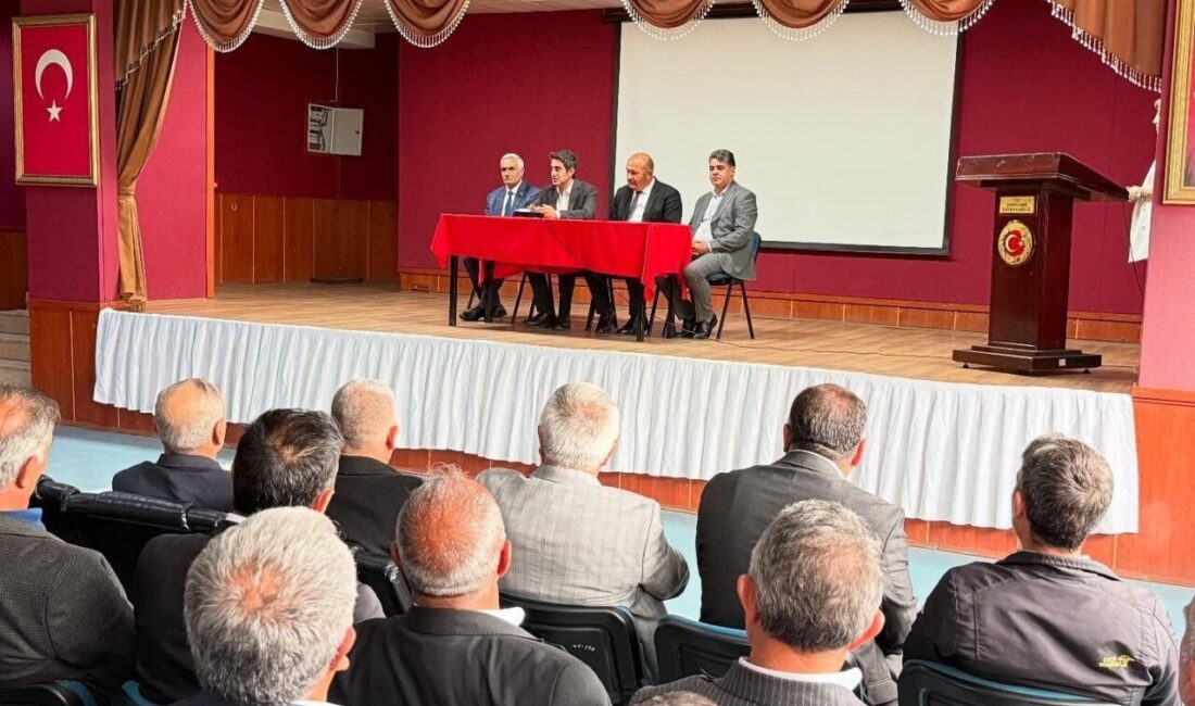 Sarıkamış’ta KÖYDES toplantısı düzenlendi Sarıkamış’ta Köylere Hizmet Götürme Birliği (KÖYDES) Mayıs ayı olağan meclis