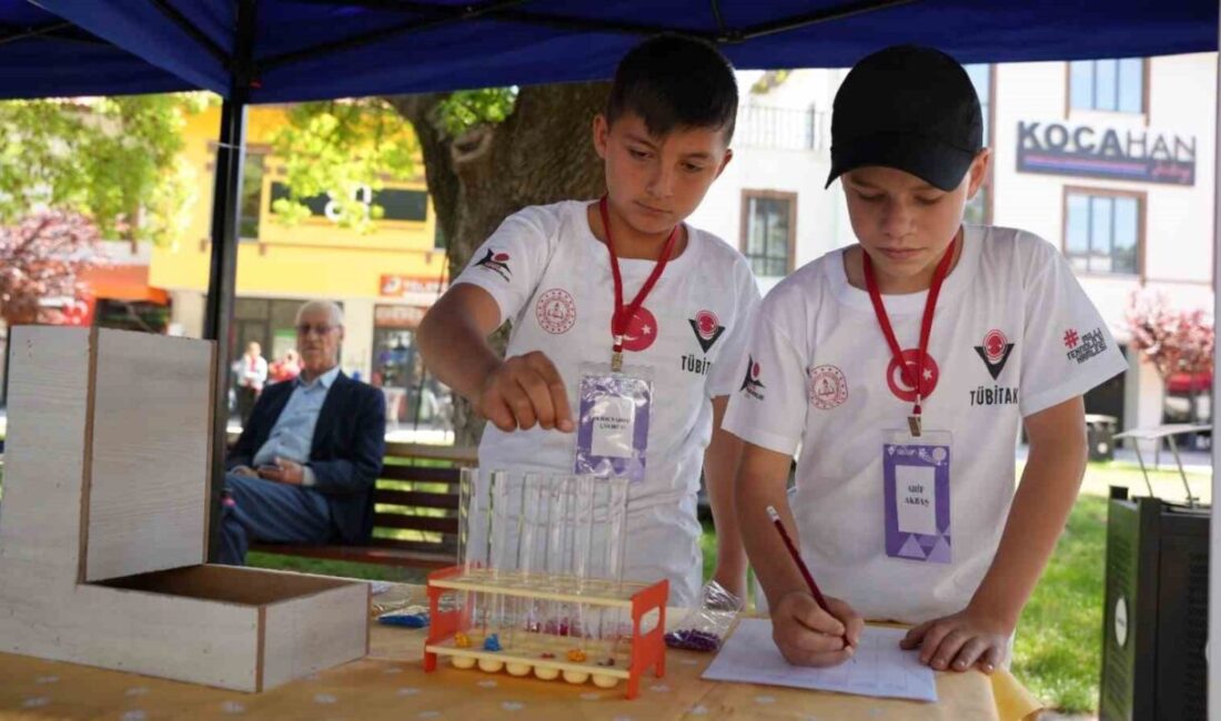 Sındırgı’da bilim fuarı düzenlendi Sındırgı’da, gençlerin bilimsel düşünme ve üretme becerilerini geliştirmeyi amaçlayan Bilim