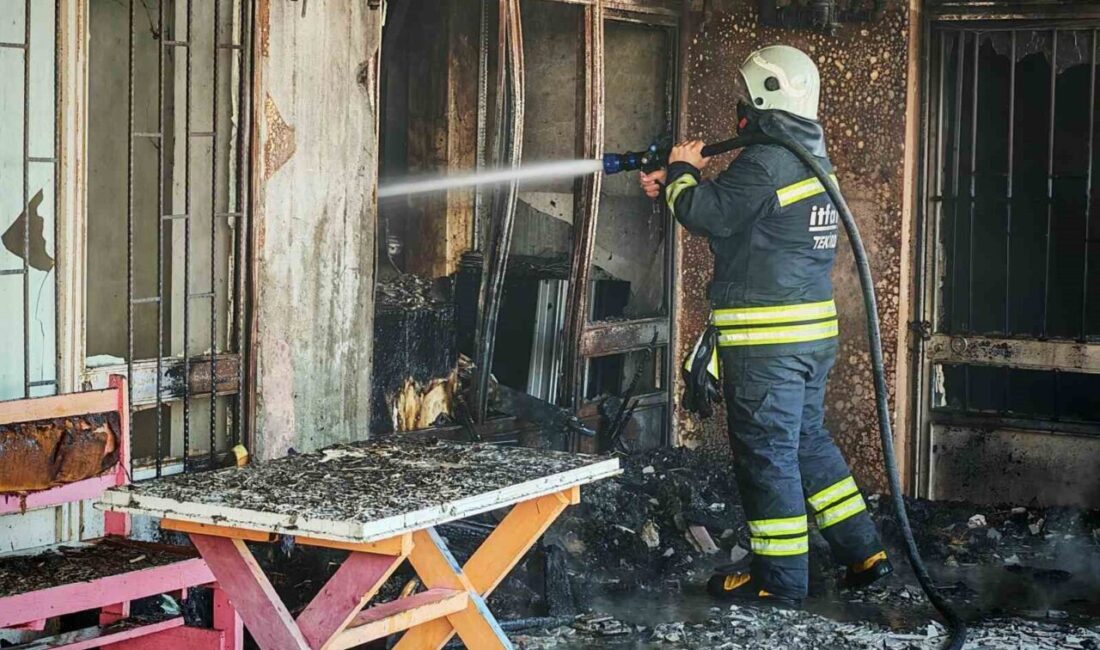Tekirdağ’da depo yangını Tekirdağ’ın Malkara ilçesinde bulunan bir apartmanın deposunda yangın çıktı. Yangın,