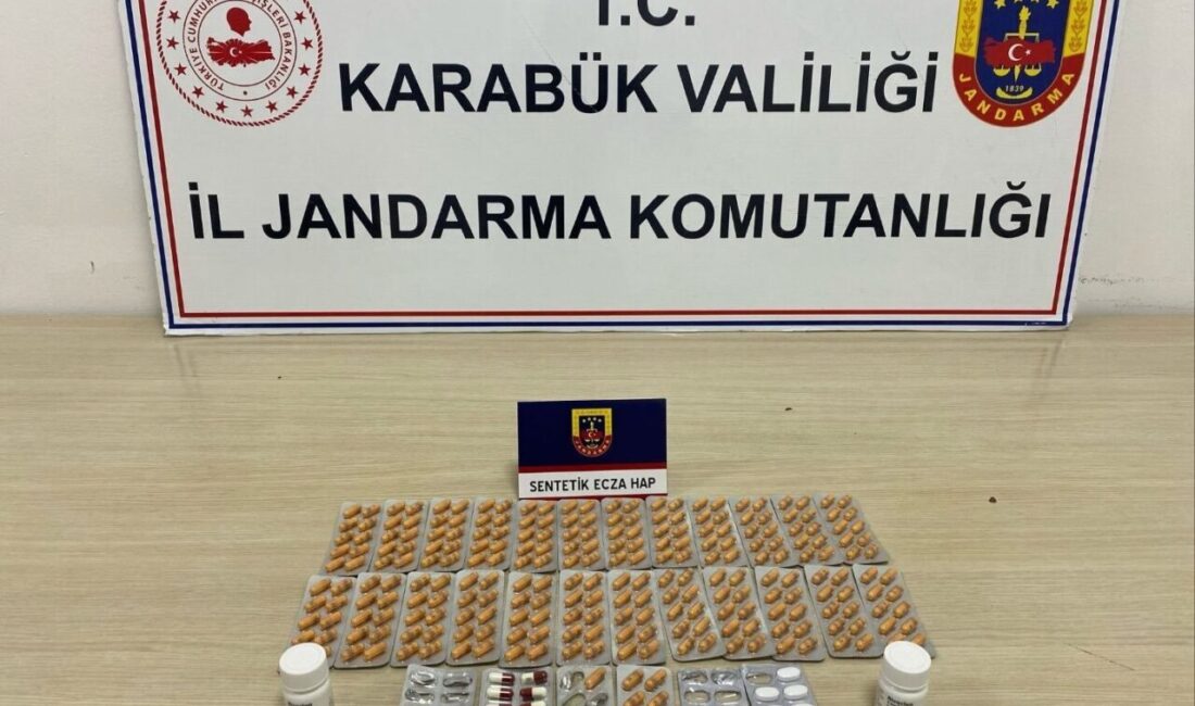 Uyuşturucu operasyonlarında 369 hap ele geçirildi Karabük merkez ve Eskipazar ilçelerinde jandarma ekiplerince düzenlenen uyuşturucu operasyonlarında