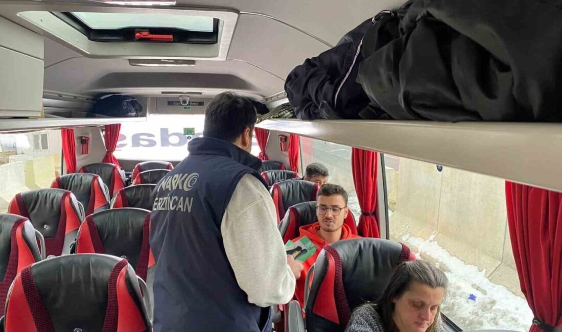 Uyuşturucuya karşı 440 yolcu bilgilendirildi Erzincan İl Emniyet Müdürlüğü Narkotik Suçlarla Mücadele Şube Müdürlüğü personelince