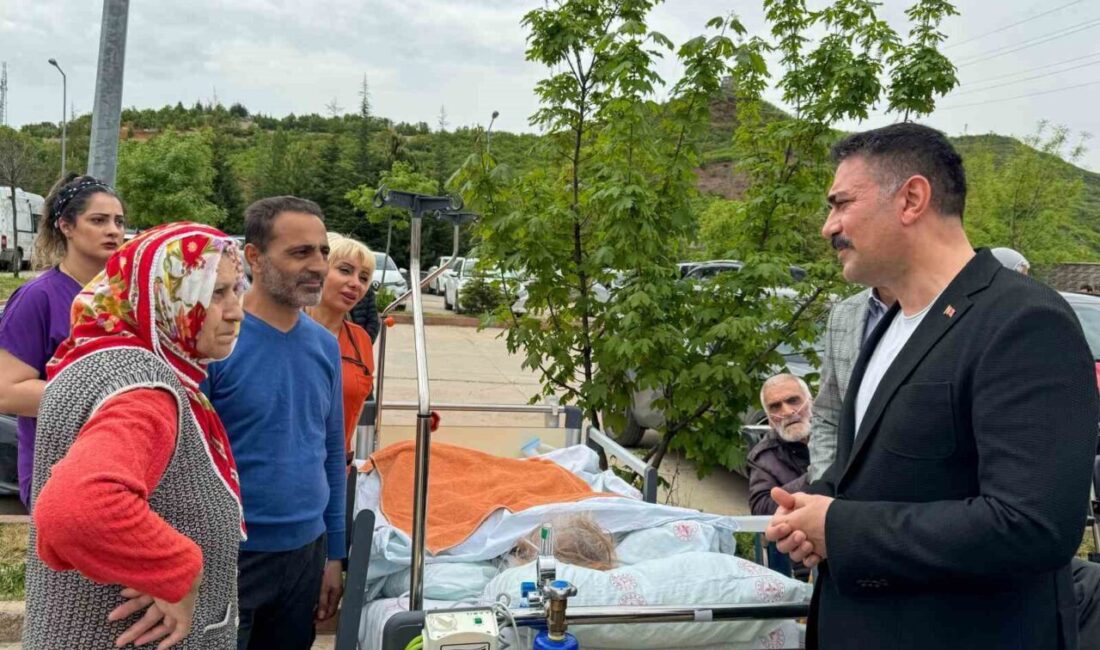 Vali Tekbıyıkoğlu: “Hastalar servislere alınmaya başlandı” Tunceli Valisi Bülent Tekbıyıkoğlu, devlet hastanesinde teknik arıza sonucu oluşan