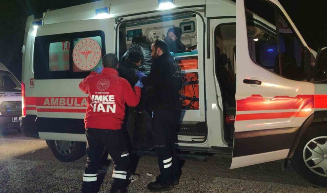 Van’da yolcu otobüsü devrildi: 28 yaralı Van’ın Gevaş ilçesinde yolcu otobüsünün devrilmesi sonucu meydana gelen trafik