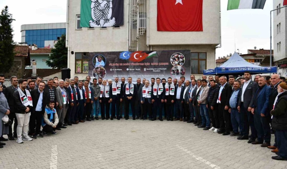 Vezirköprü’de Filistin ve Doğru Türkistan için hayır çarşısı Samsun Vezirköprü’de, zulüm altındaki Filistin ve Doğu Türkistan halkına destek