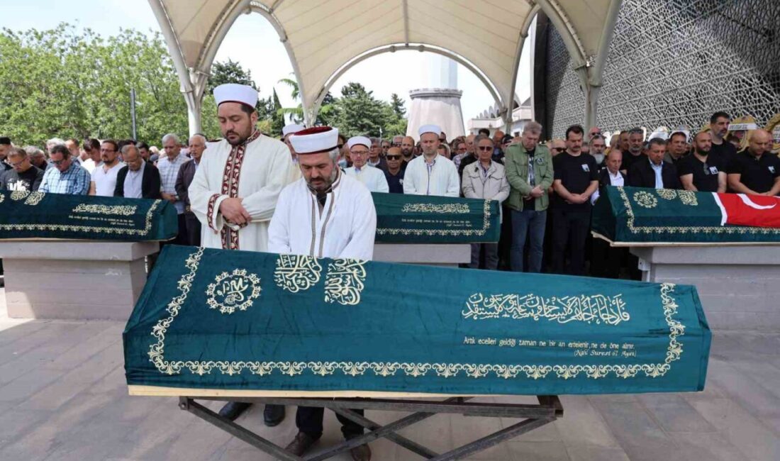 Yangında hayatını kaybeden Yazar Süha Oğuzertem son yolculuğuna uğurlandı Kadıköy’de yalnız yaşadığı dairede çıkan yangın sonucu hayatını kaybeden Yazar