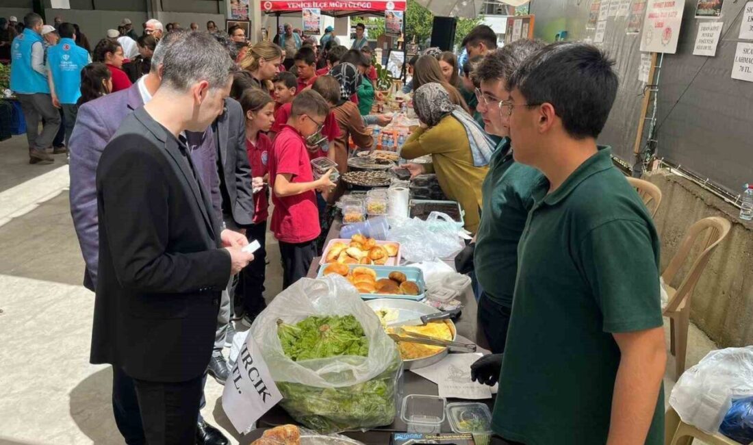 Yenice Kaymakamlığı’ndan Filistin yararına yardım kampanyası Yenice Kaymakamlığı himayelerinde İlçe Milli Eğitim Müdürlüğü ve İlçe Müftülüğü
