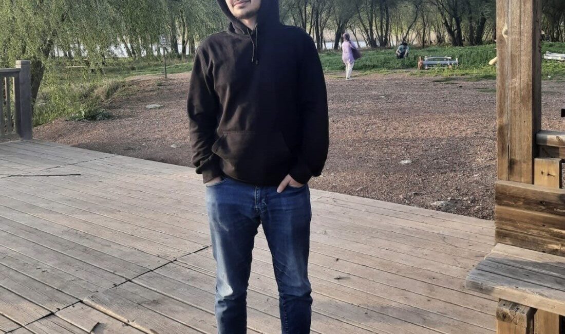 Yürüyüş için dağa çıkan gençten haber alınamıyor Adıyaman’ın Gölbaşı ilçesinde yürüyüş için dağa çıkan gençten haber alınamıyor.