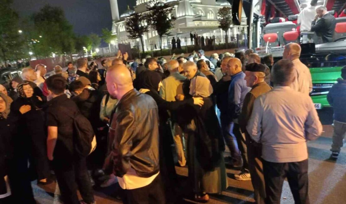 Zonguldak’ta ilk hac kafilesi dualarla uğurlandı Diyanet İşleri Başkanlığının 2025 Yılı Hac Organizasyonu kapsamında kutsal topraklara