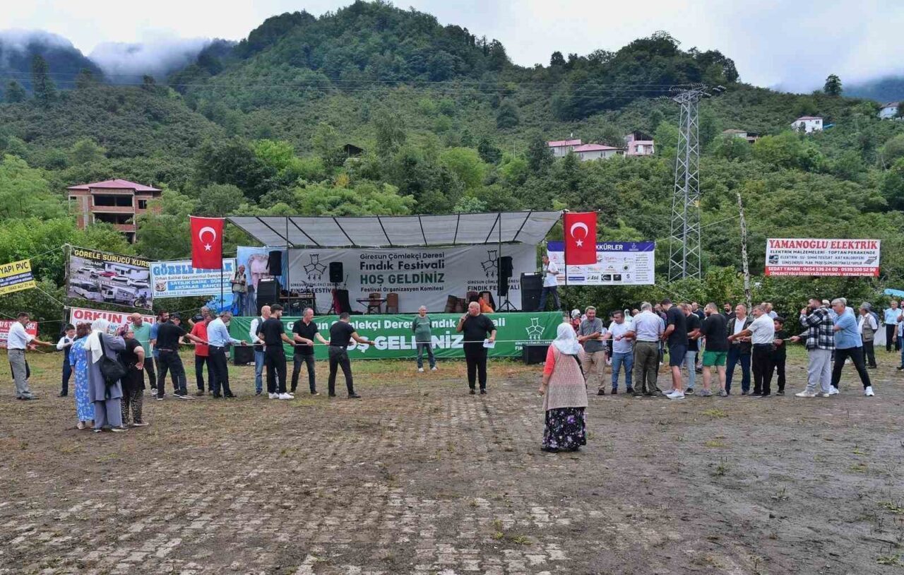 Giresun’un Görele ilçesinde 13. kez düzenlenen Çömlekçi Deresi Fındık Festivali