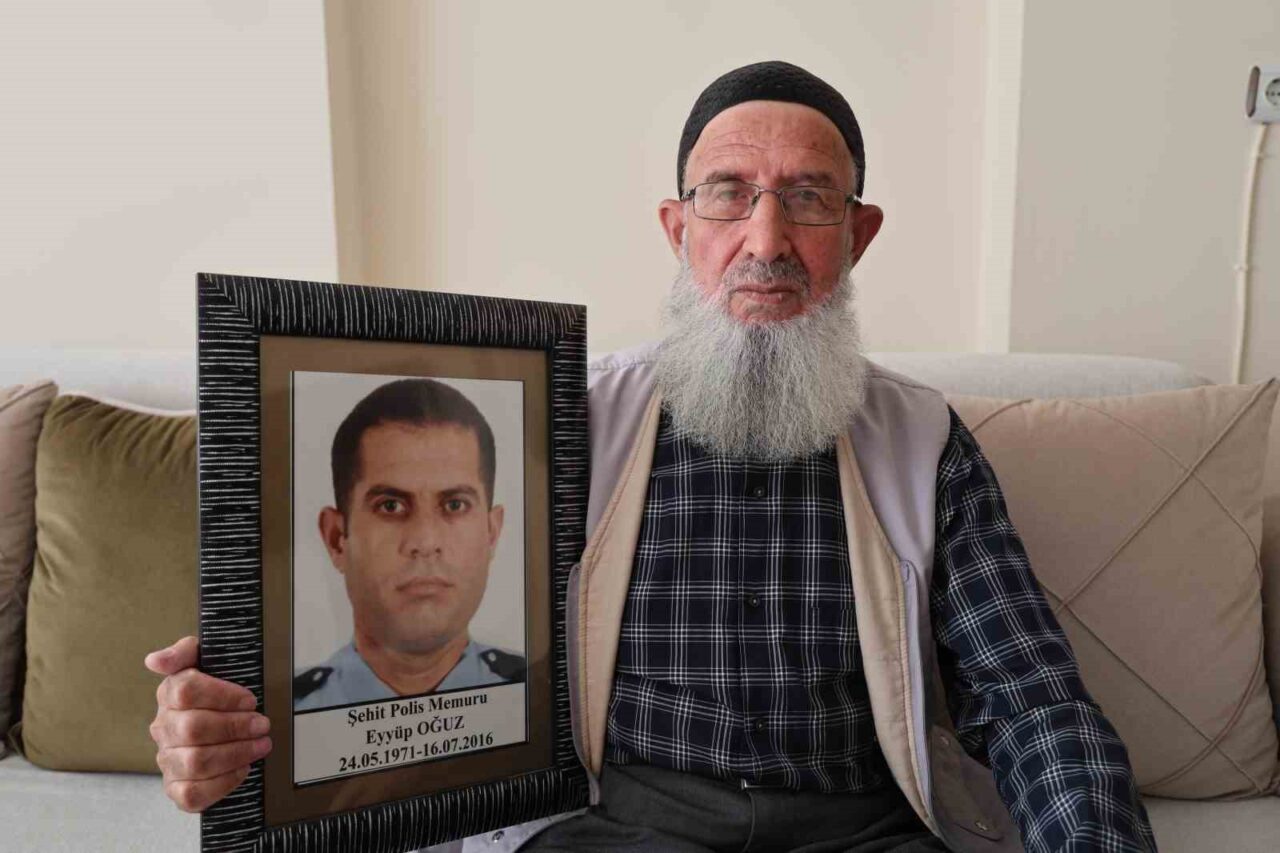 FETÖ/PDY’nin 15 Temmuz hain darbe girişiminde şehit düşen Özel Harekat